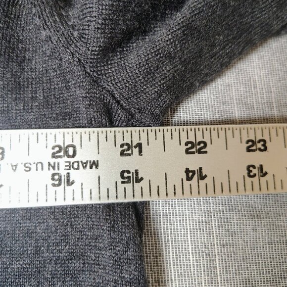 Calvin Klein Sweater Mens Size XL Black Extra Fine Merino Wool V Neck - Picture 7 of 9